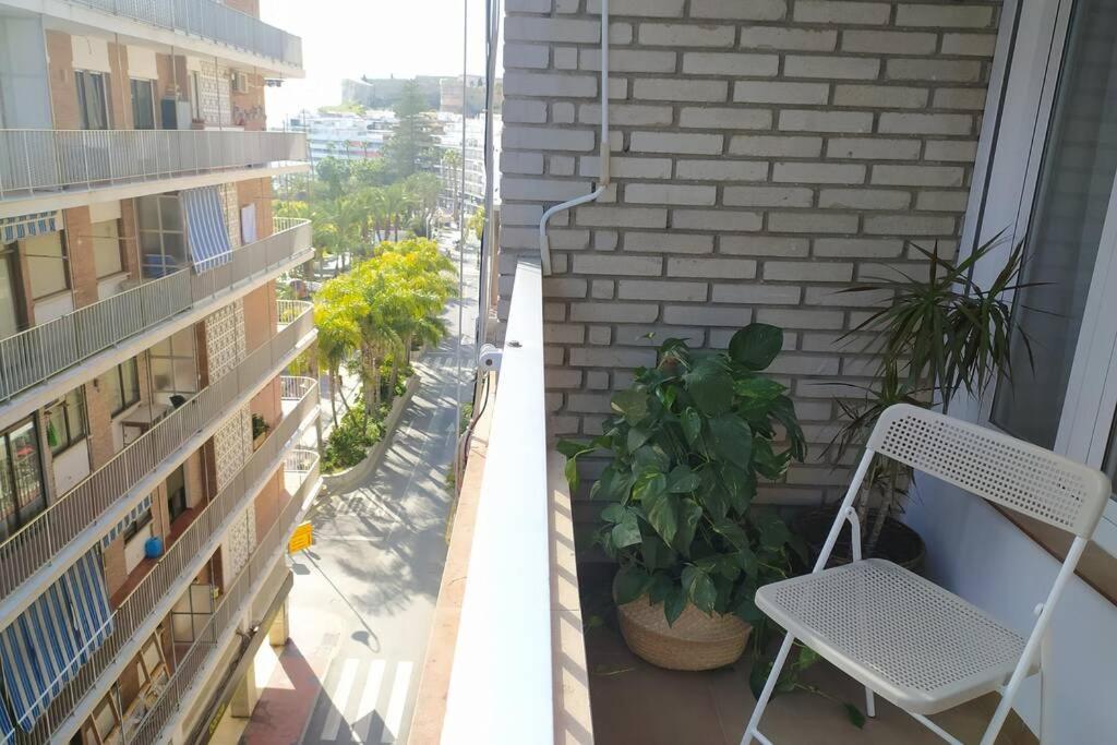 Amplio y céntrico apartamento junto al mar - B&B
