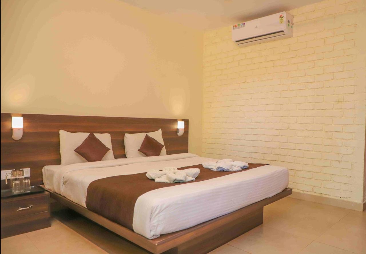 B&B Mahabaleshwar - Hotel on the Rocks - Bed and Breakfast Mahabaleshwar