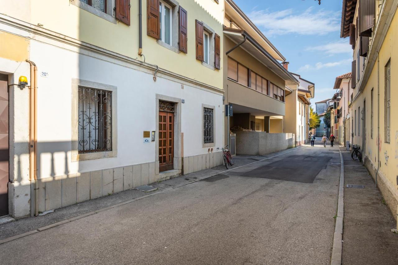 La Casetta di Jordi Bright Flat with Patio - B&B