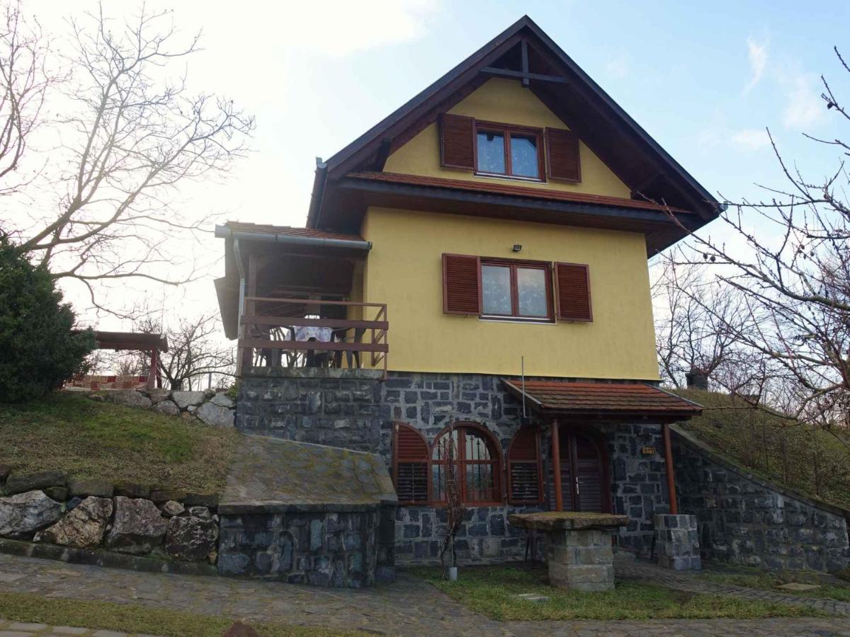 Holiday home in Koröshegy - Balaton 41048 - B&B