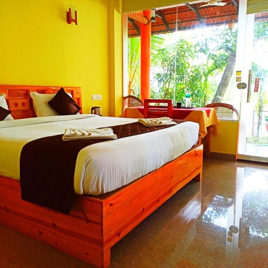 King Room with Lake View