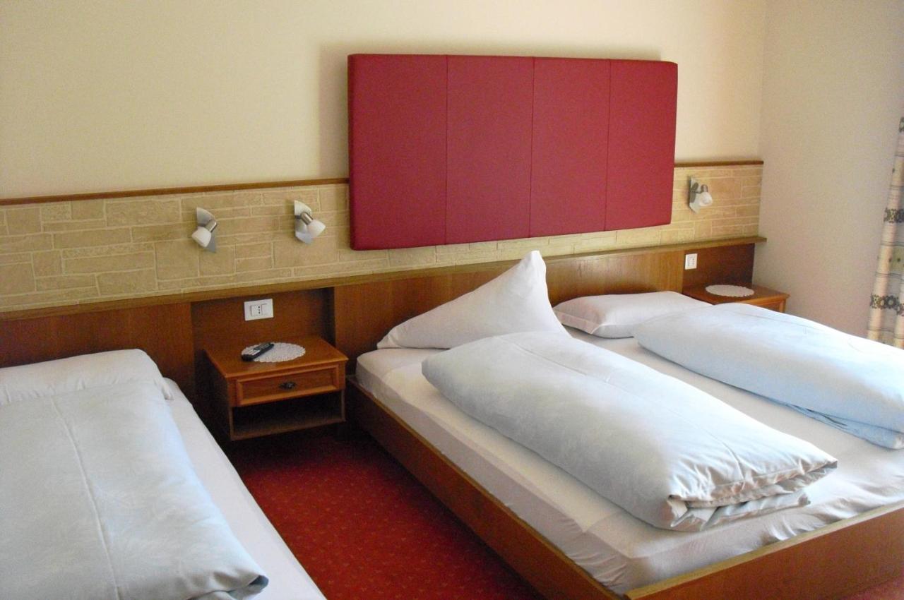 Dreibettzimmer