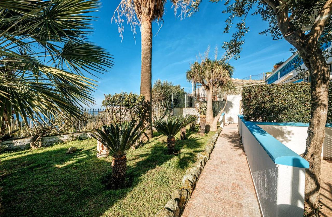 Appartamenti Ischia Casa Don Peppe - B&B