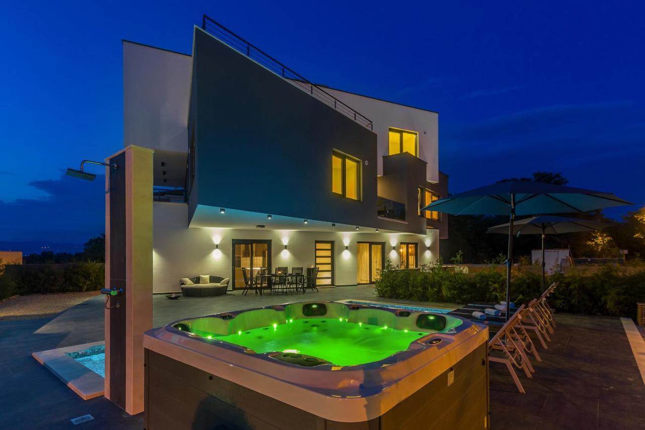Luxury apartment NOA - Ferienwohnung