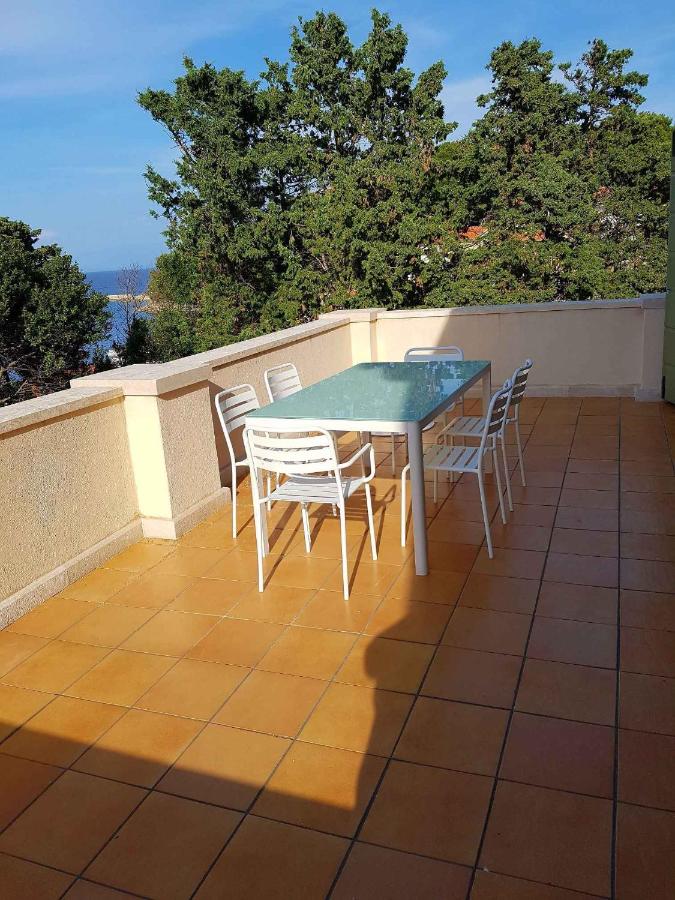 B&B Veli Lošinj - Apartment in Veli Losinj 36588 - Bed and Breakfast Veli Lošinj