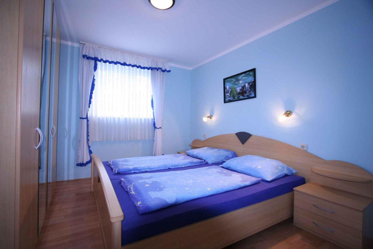 Apartment 1