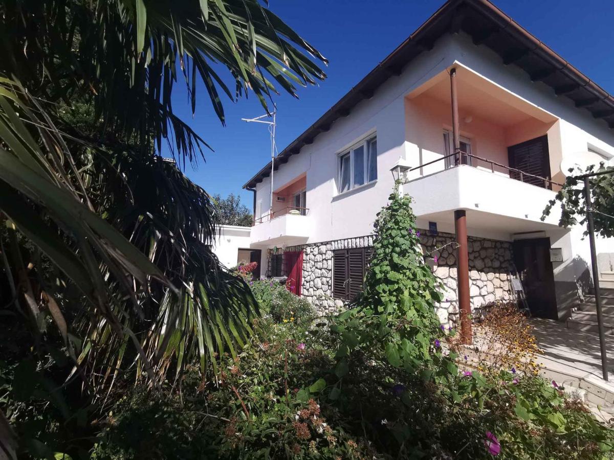 Apartment in Crikvenica 5484 - B&B
