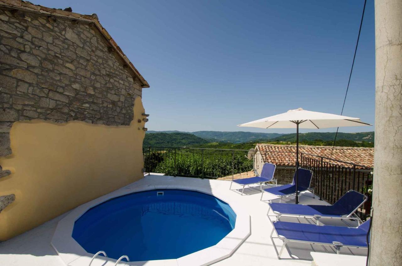 B&B Buzet - Holiday home in Buzet/Istrien 27727 - Bed and Breakfast Buzet