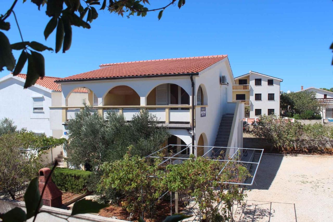 Apartments in Vir/Insel Vir 7502 - B&B