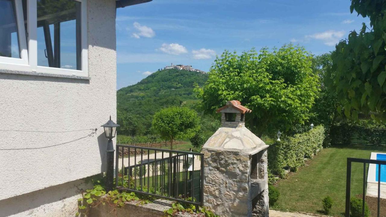 Holiday home in Motovun/Istrien 9999 - Chambres d’hôtes