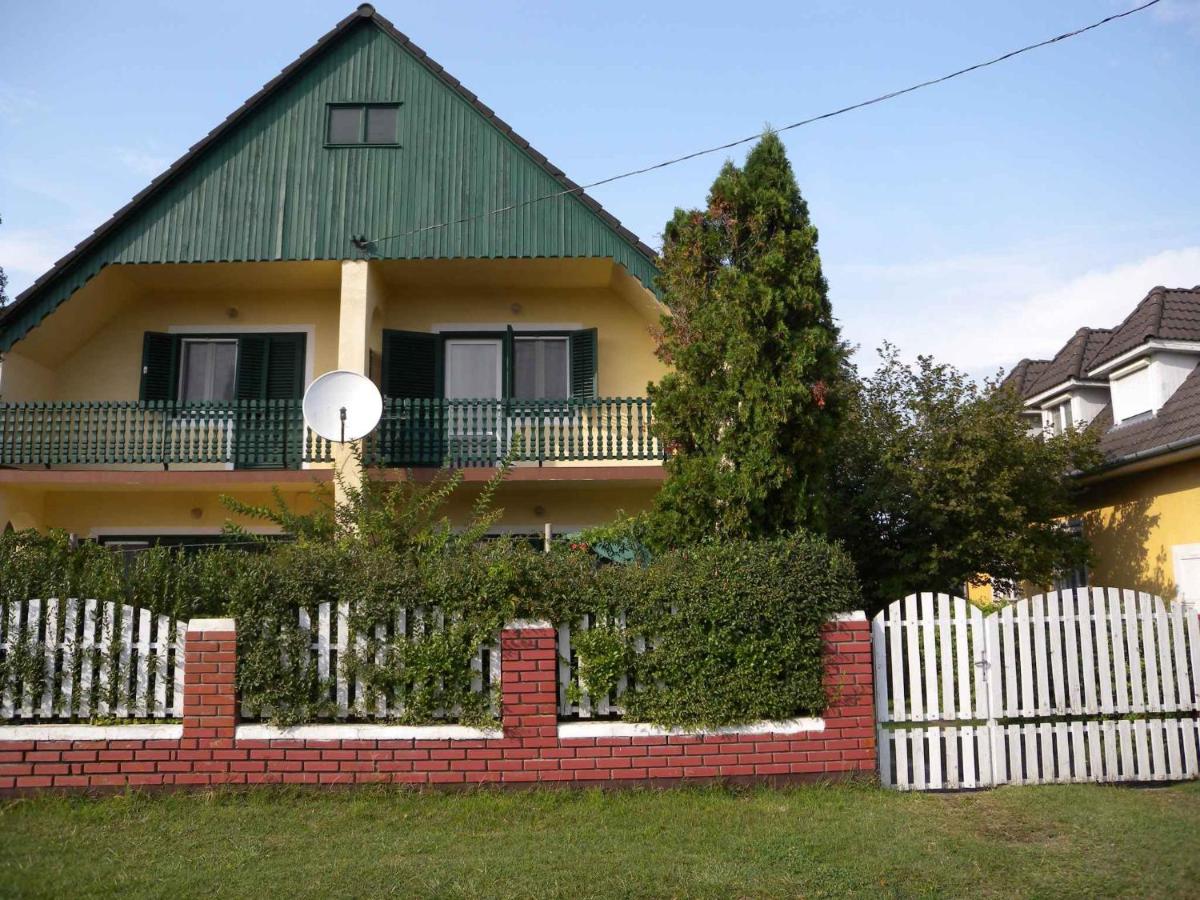 Holiday home in Balatonmariafürdo 33086 - Ferienwohnung