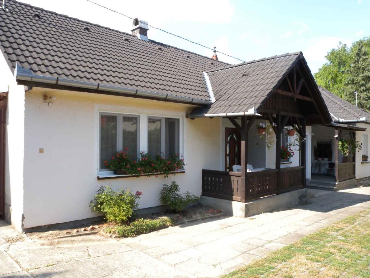 Apartment Siofok, Somogy 1 - Chambres d’hôtes