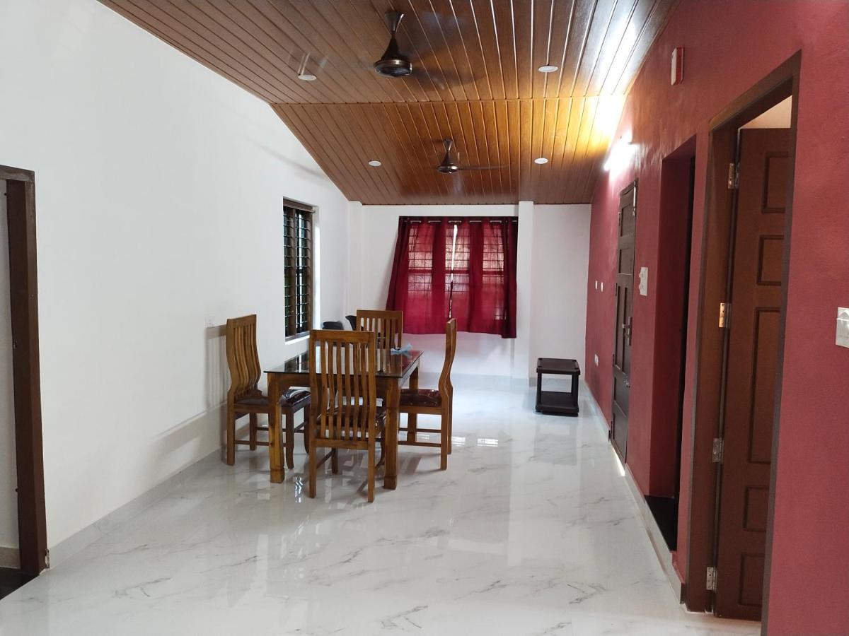 B&B Thiruvananthapuram - Sowparnika New - Bed and Breakfast Thiruvananthapuram