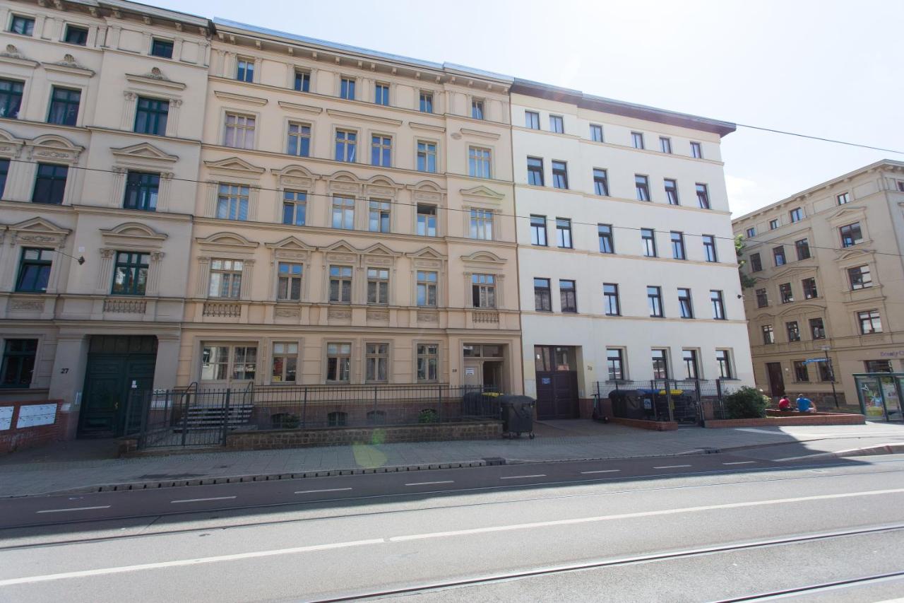 FullHouse - Halle - T28 - Deer Apartment - Chambres d’hôtes