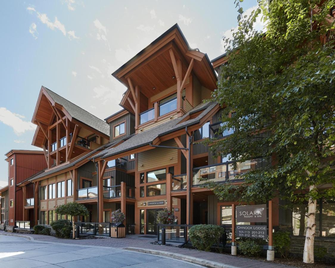 B&B Canmore - Star Suite -Luxurious condo with 3 fireplaces, and open Pool! - Bed and Breakfast Canmore