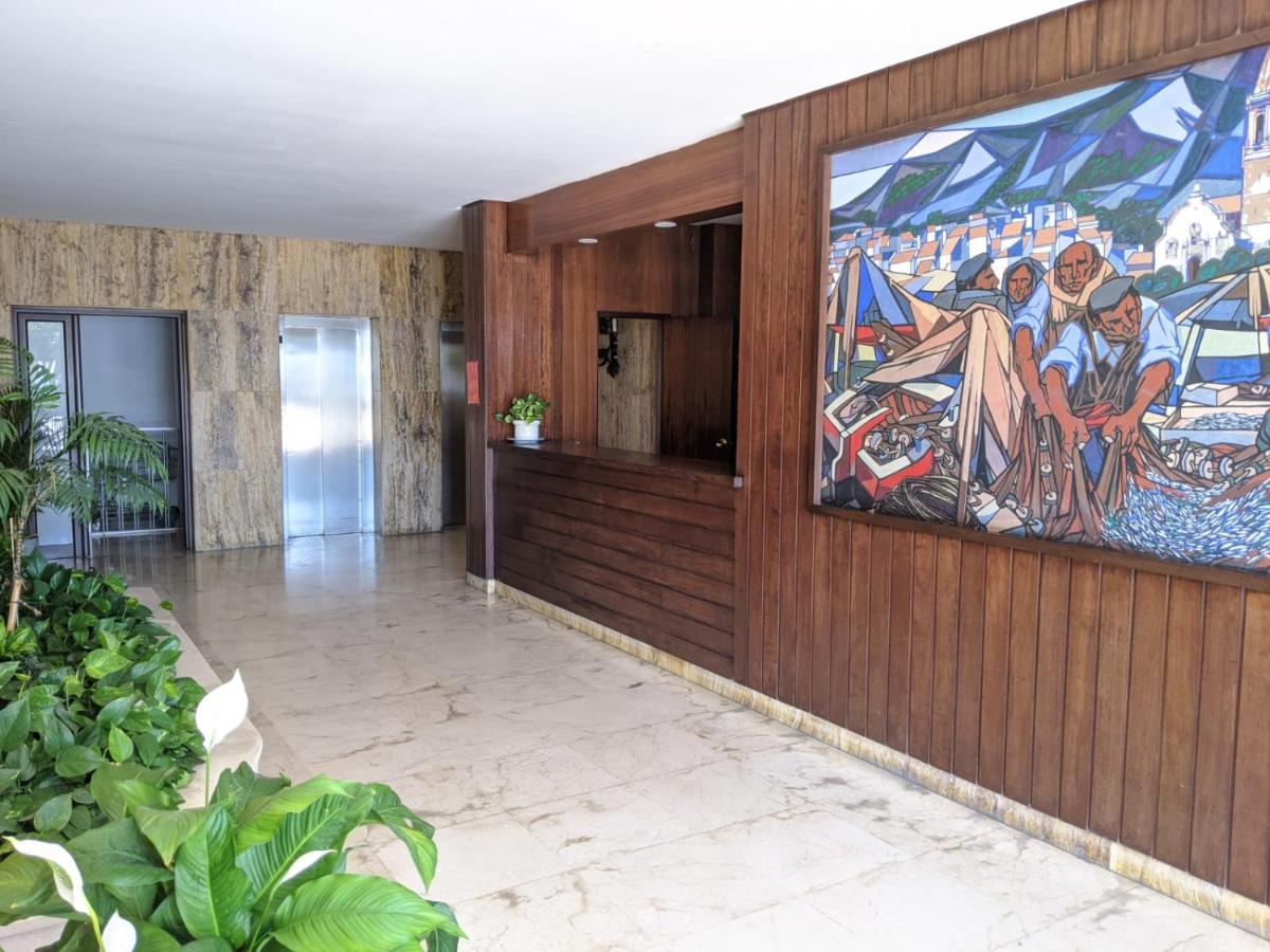 Estepona primera línea de playa, apartamento 2-4 personas - Chambres d'hôtes Estepona