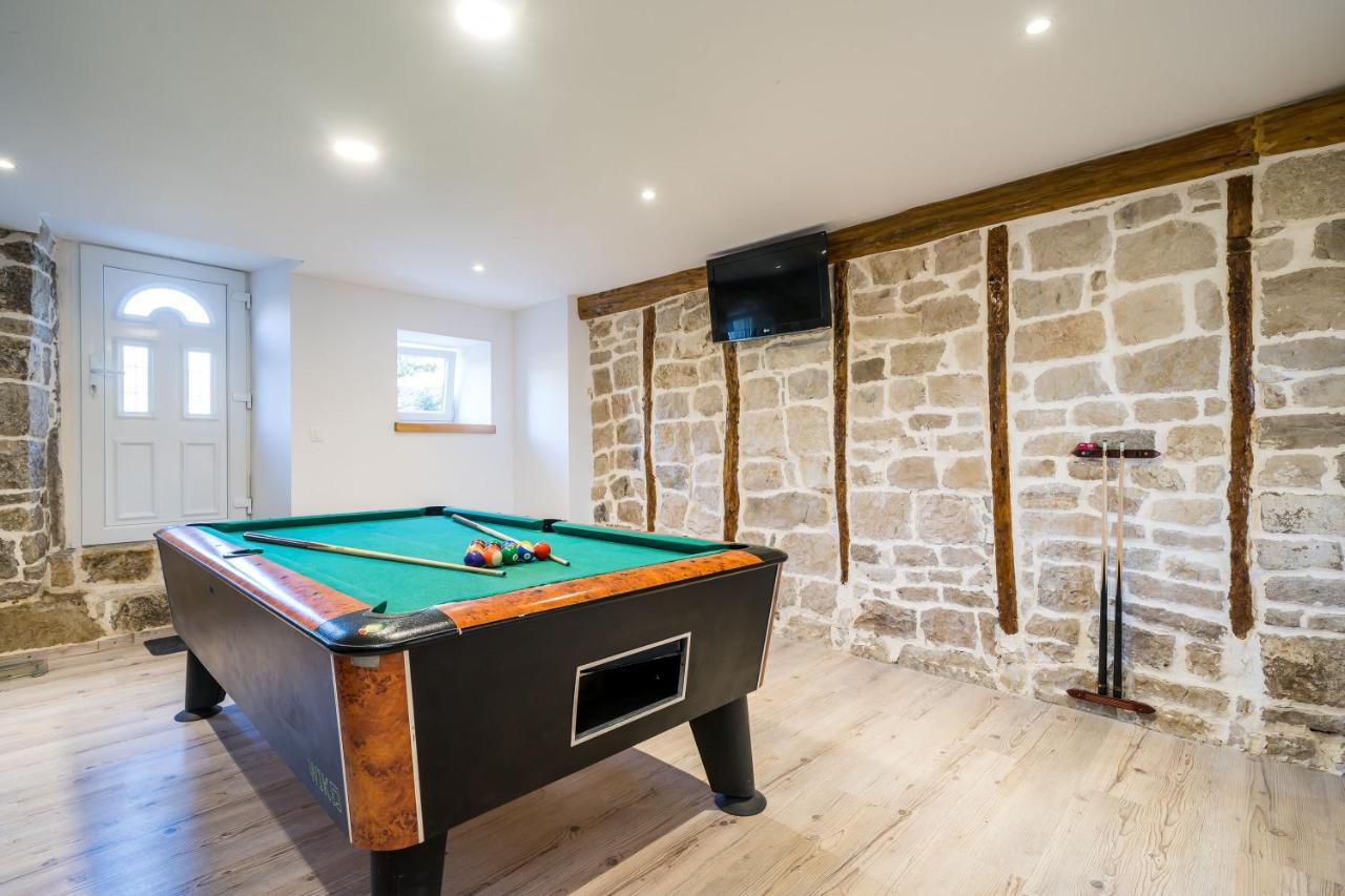 Two Bedroom Apartment with Terrace and Garden View
