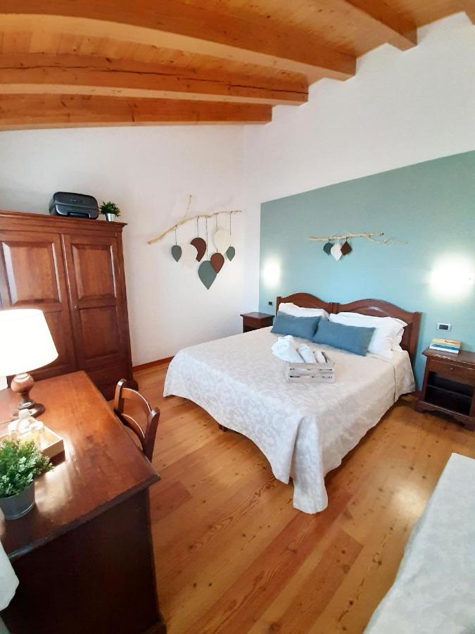 Classic Dreibettzimmer
