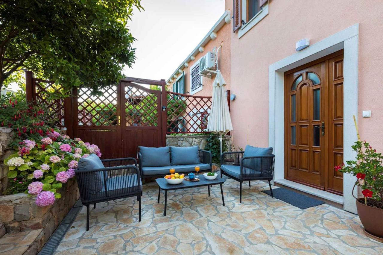 Holiday home in Veli Losinj 40979 - Bed and Breakfast Veli Lošinj