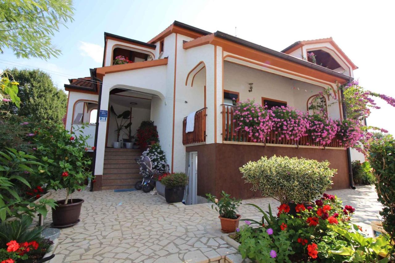 Apartment in Funtana - Istrien 12232 - B&B Funtana