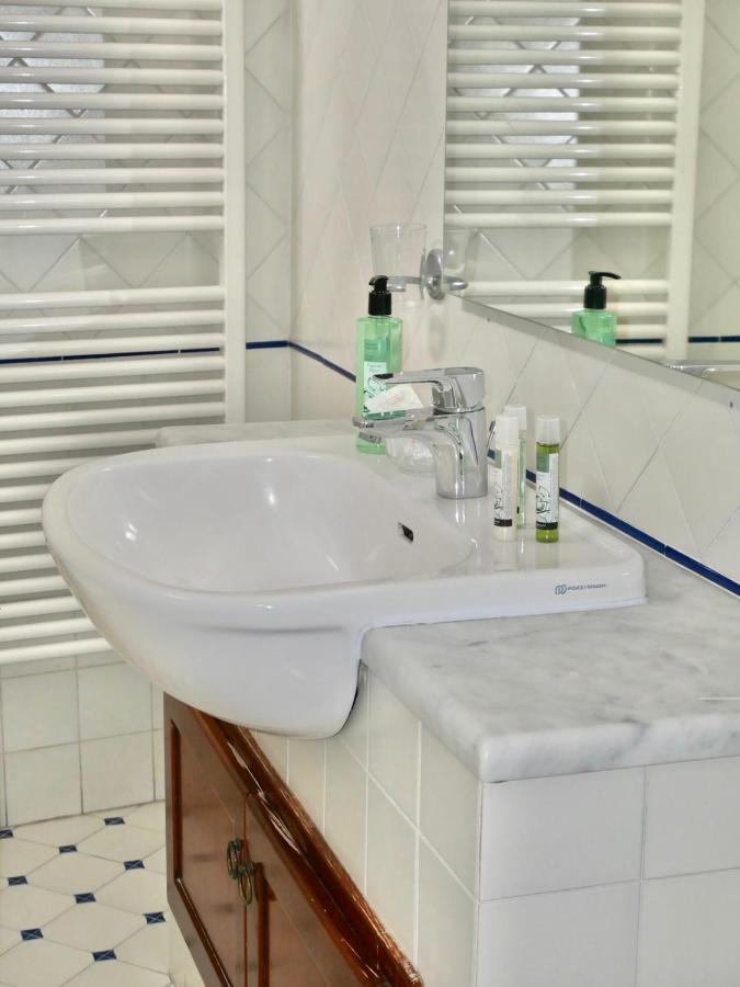 One-Bedroom Apartment with Balcony (3 Adults)