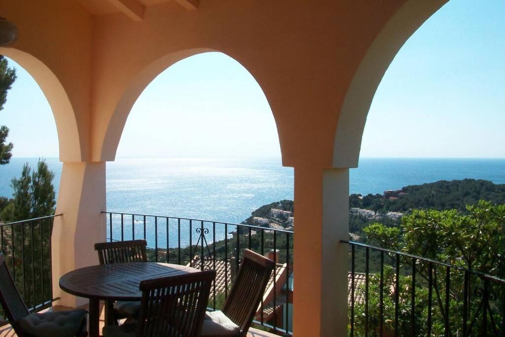 B&B Tamariu - Sea Views & Private Pool in Begur, Costa Brava. - Bed and Breakfast Tamariu