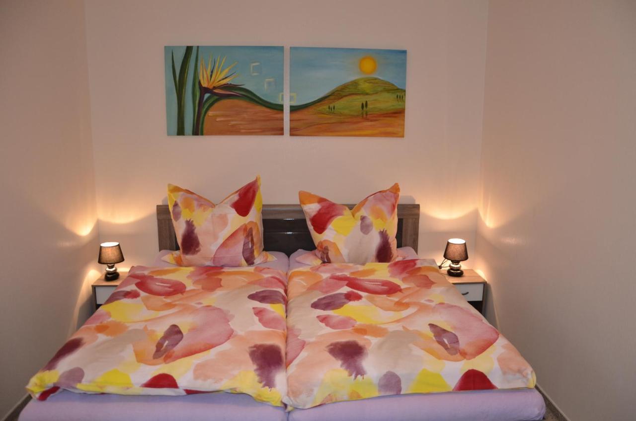 B&B Bottrop - Ferienwohnung in Fuhlenbrock - Bed and Breakfast Bottrop