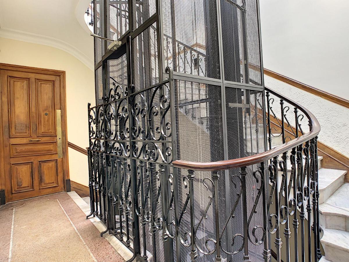 Nestor&Jeeves - LAVINIA - Central - Close sea - B&B