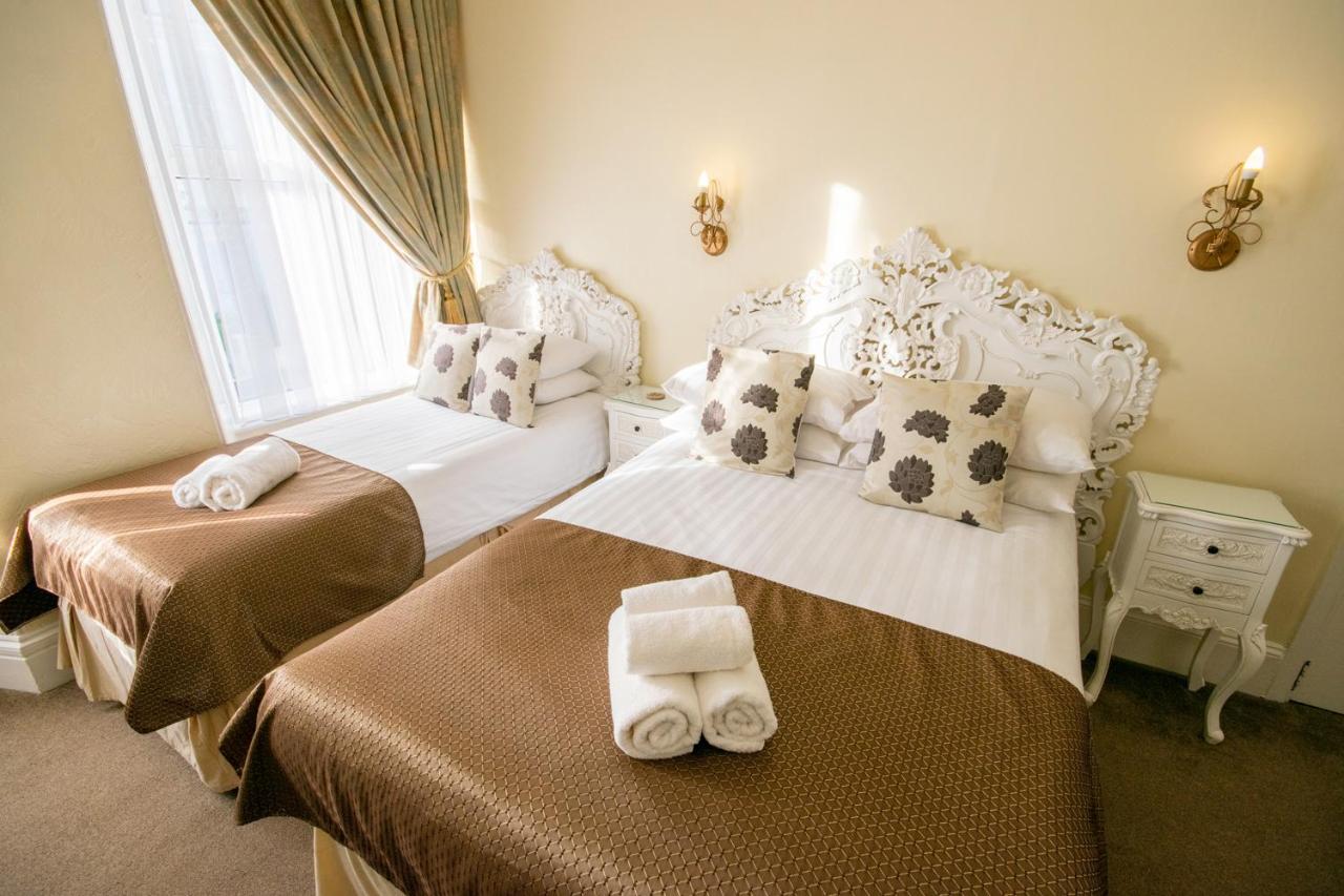 B&B Torquay - Summerlands Guest House - Bed and Breakfast Torquay