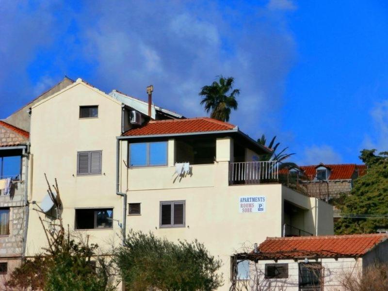 Apartment in Cavtat with sea view, balcony, air conditioning, WiFi (3686-2) - Chambres d'hôtes Cavtat