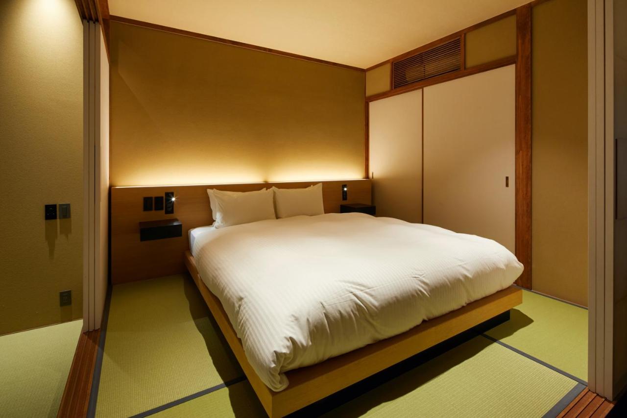 Queen Room with Garden View