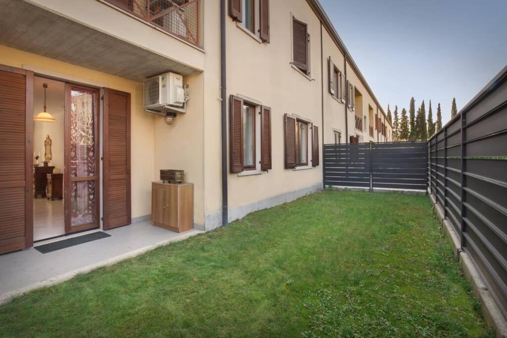 Casa Lory-Appartamento a Garda - Bed and Breakfast