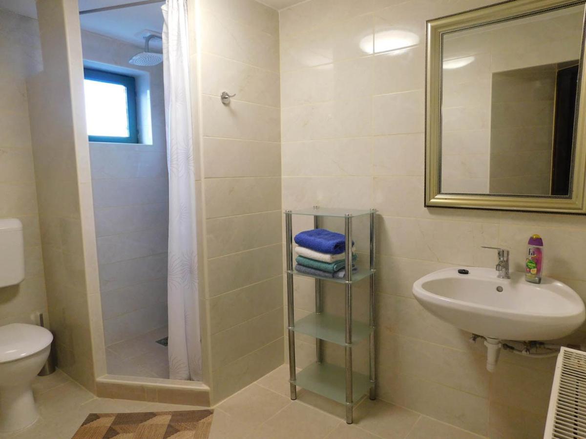 Appartamento con 2 Camere da Letto