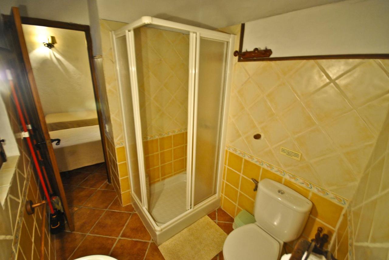 One-Bedroom Apartment (2 Adults)
