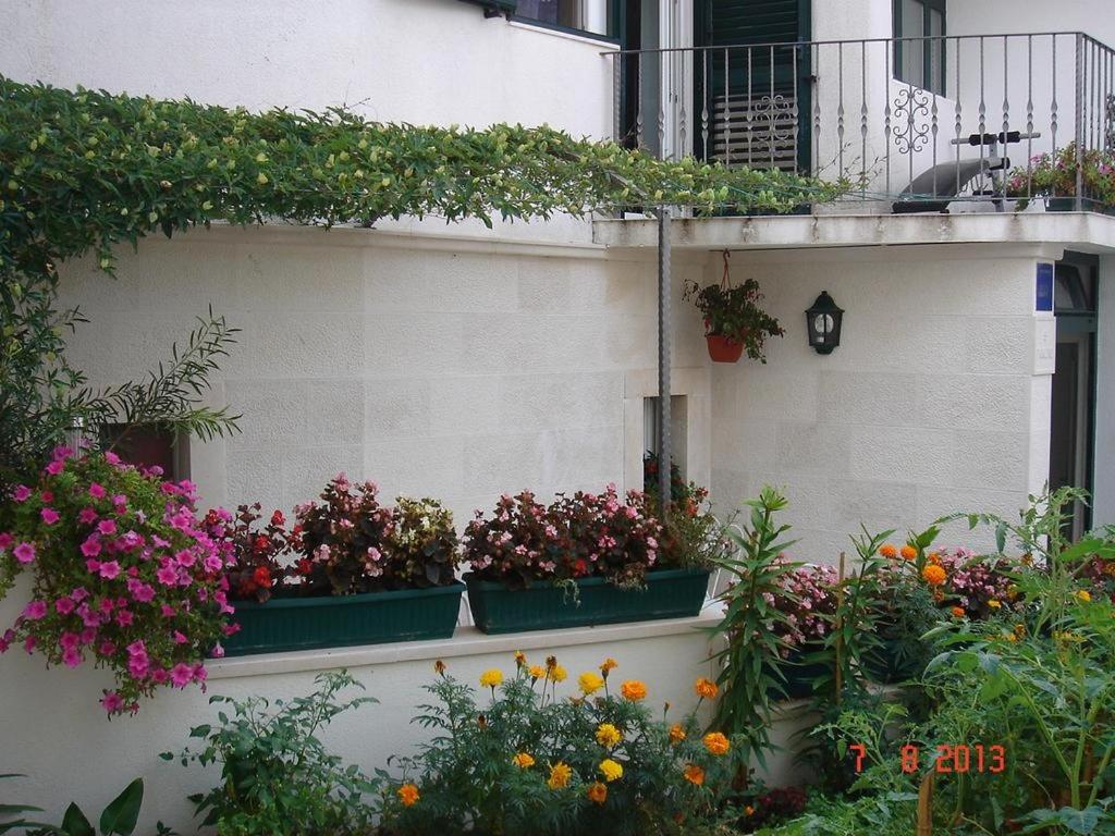 Studio apartment in Brist with Seaview, Balcony, Air condition, WIFI (4333-2) - B&B