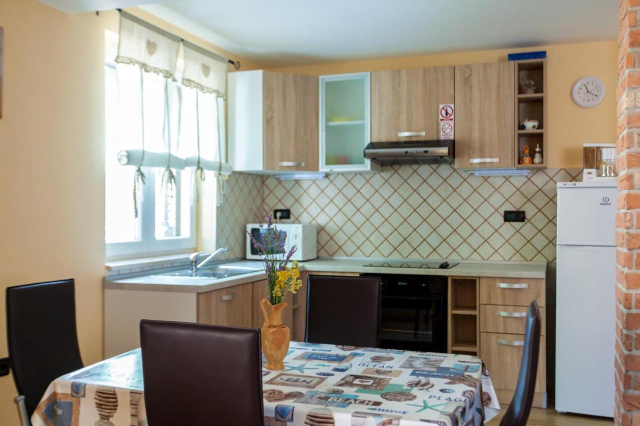 One Bedroom Apartment