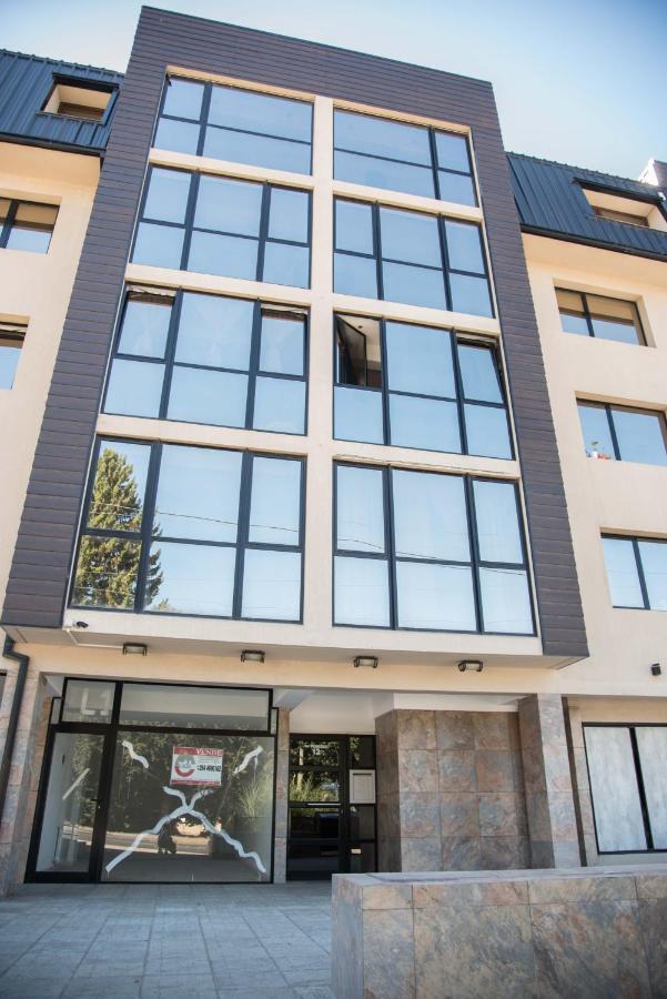 Depto con cochera Specchio - B&B