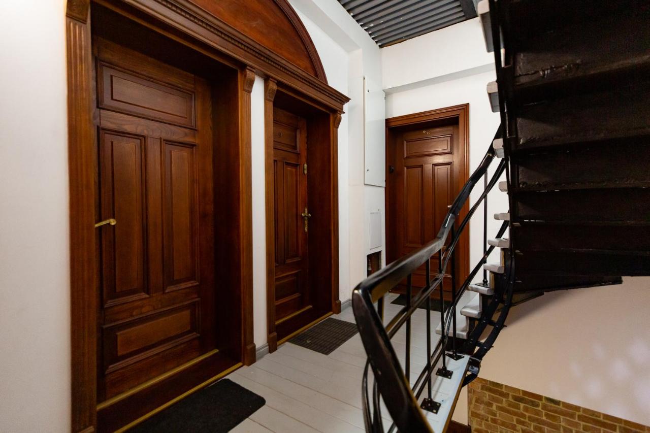 Hollywood Apartments w Centrum by Rentoom - B&B