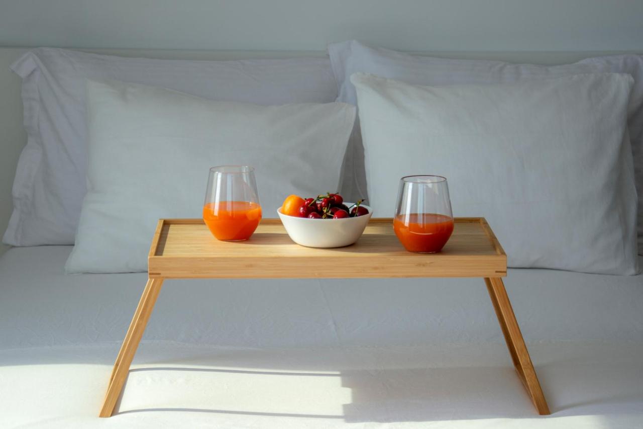 Private Jacuzzi & Acropolis View - The Loft - B&B Athens