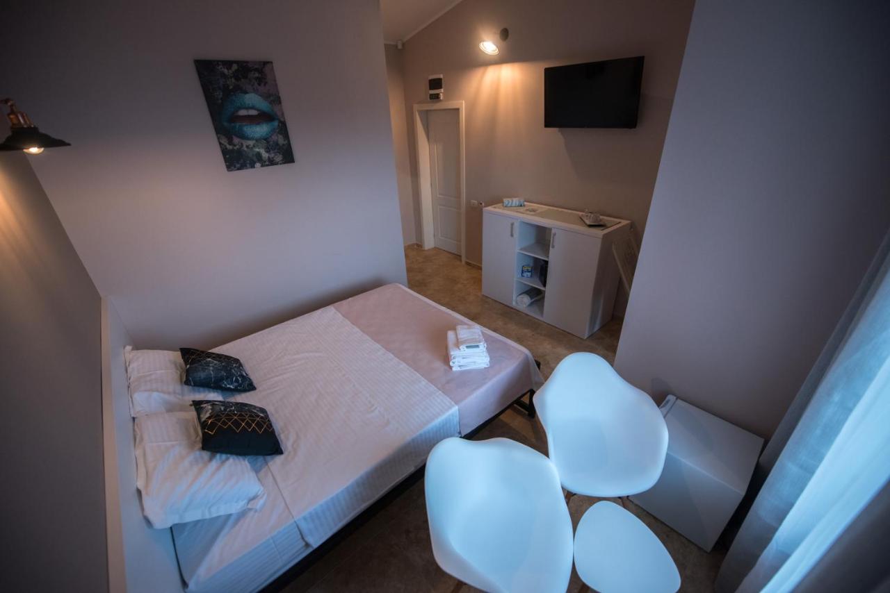 Double Room with Lake View