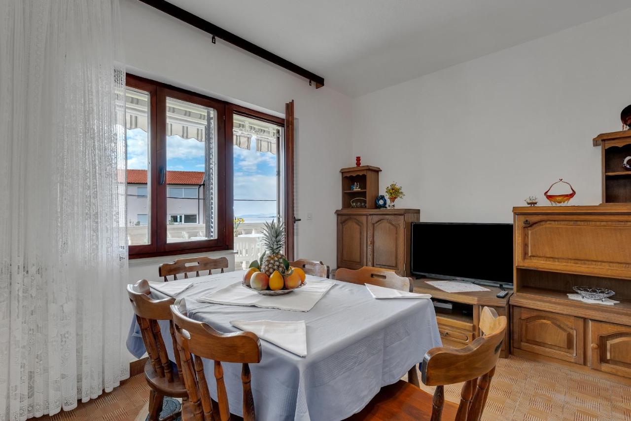 Apartment mit Meerblick