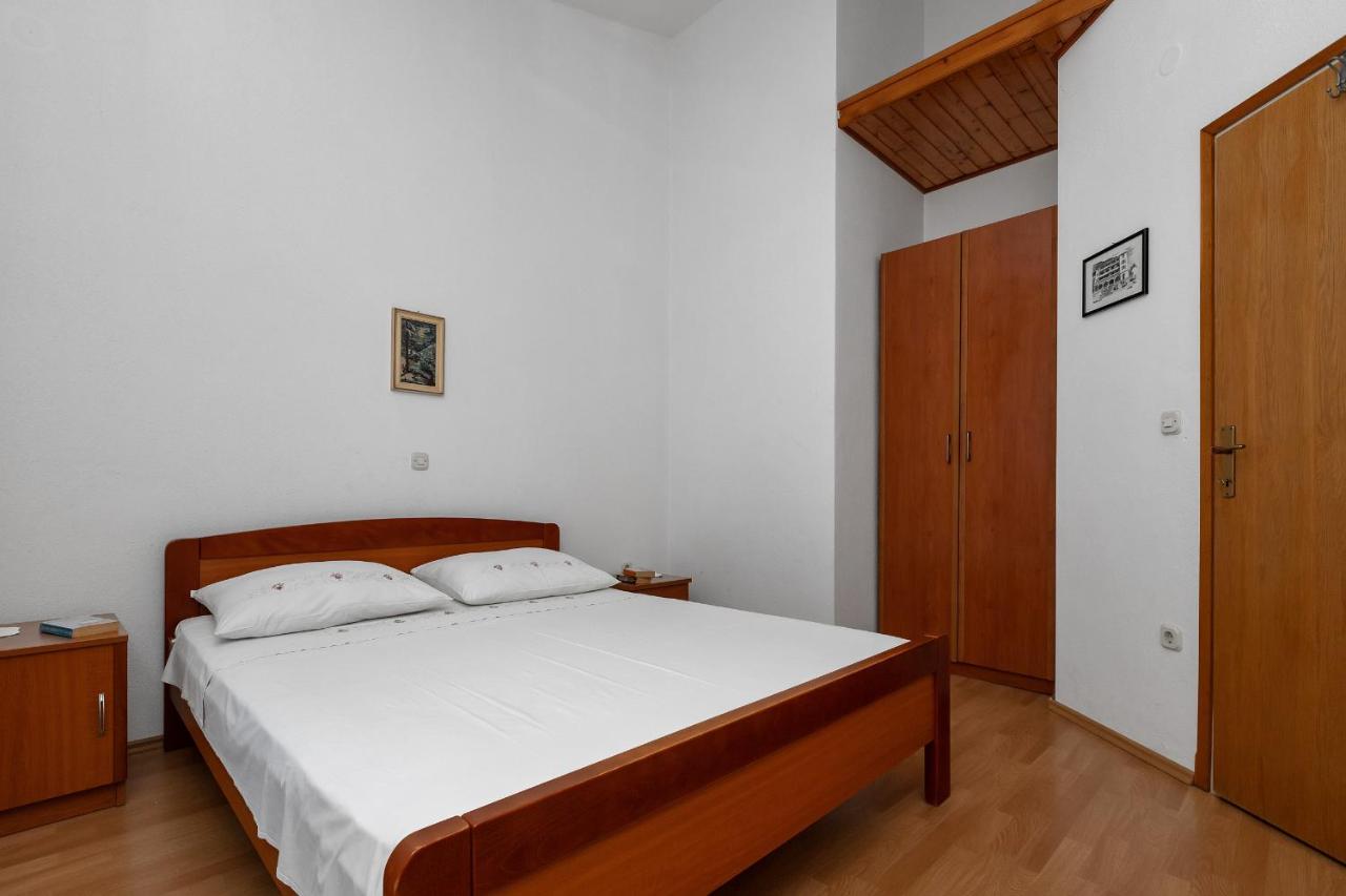 Appartamento con 2 Camere da Letto