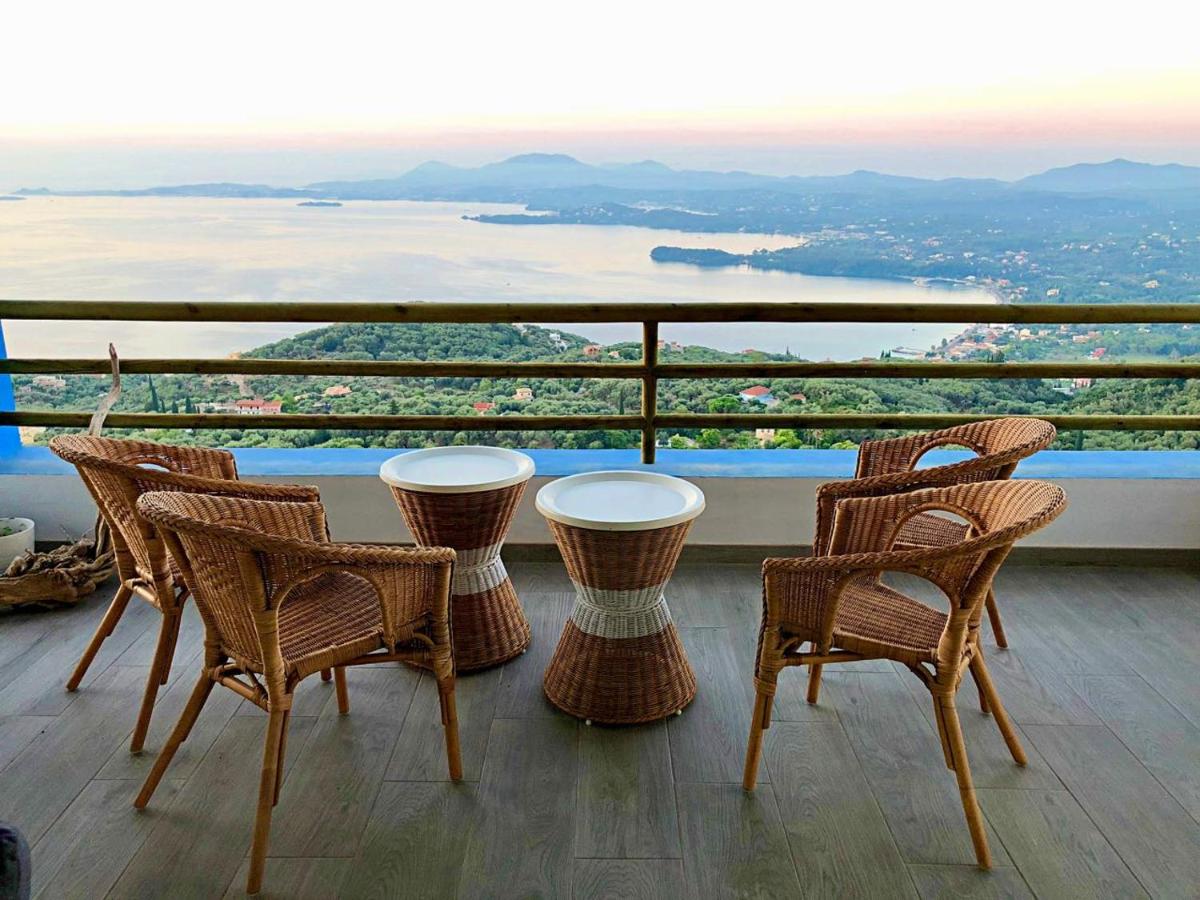 B&B Karyofyto - House Tanna of Villa Intaba Spectacular Sea Views Corfiot Riviera Spartilas Corfu Island Greece close to Ipsos Beach - Bed and Breakfast Karyofyto