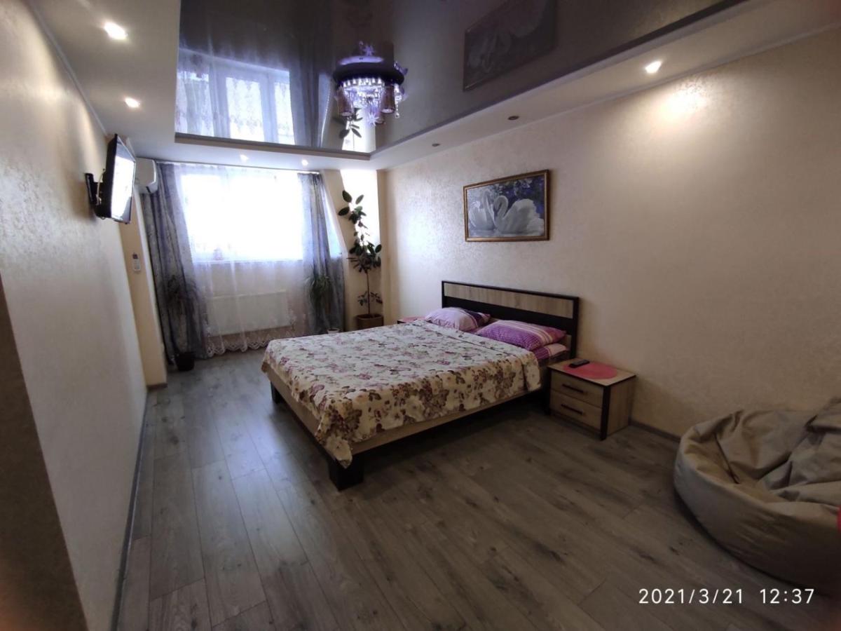 B&B Winnyzja - Апартаменты новострой улица Замостянская 34 А - Bed and Breakfast Winnyzja