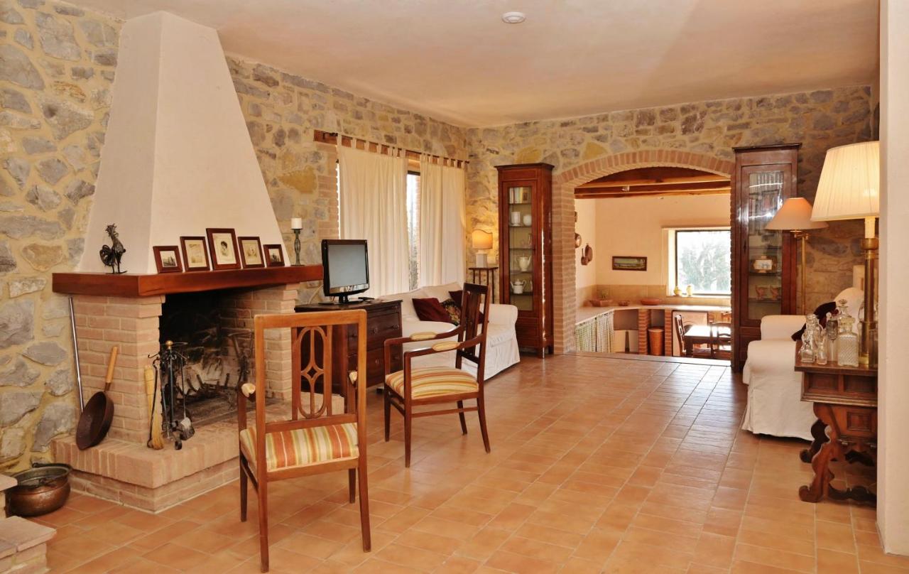 Appartamento con 3 Camere da Letto