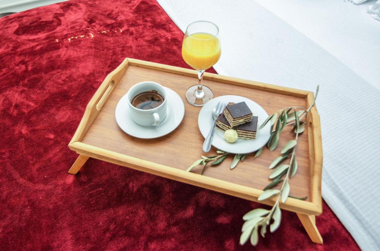 Francesca Luxury Apartment - Ferienwohnung