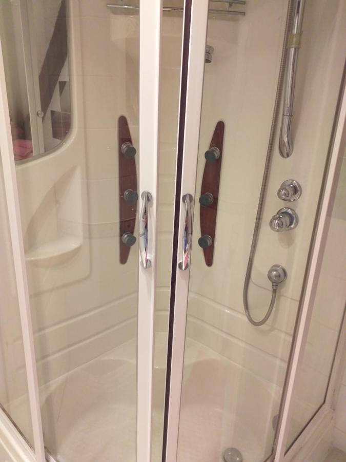 Camera Matrimoniale con Bagno Privato