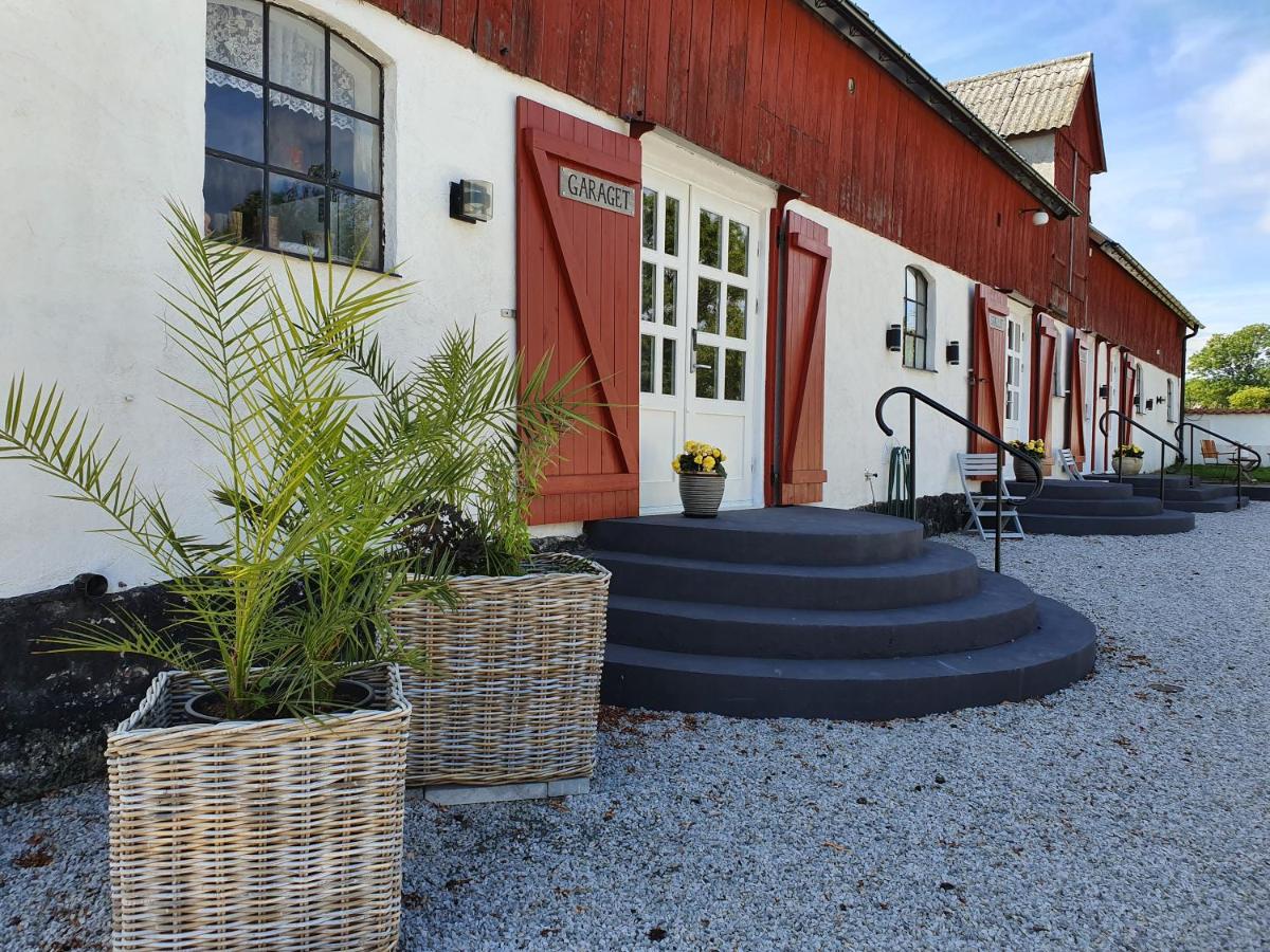 B&B Simrishamn - Gladsax Gårdshotell - Bed and Breakfast Simrishamn