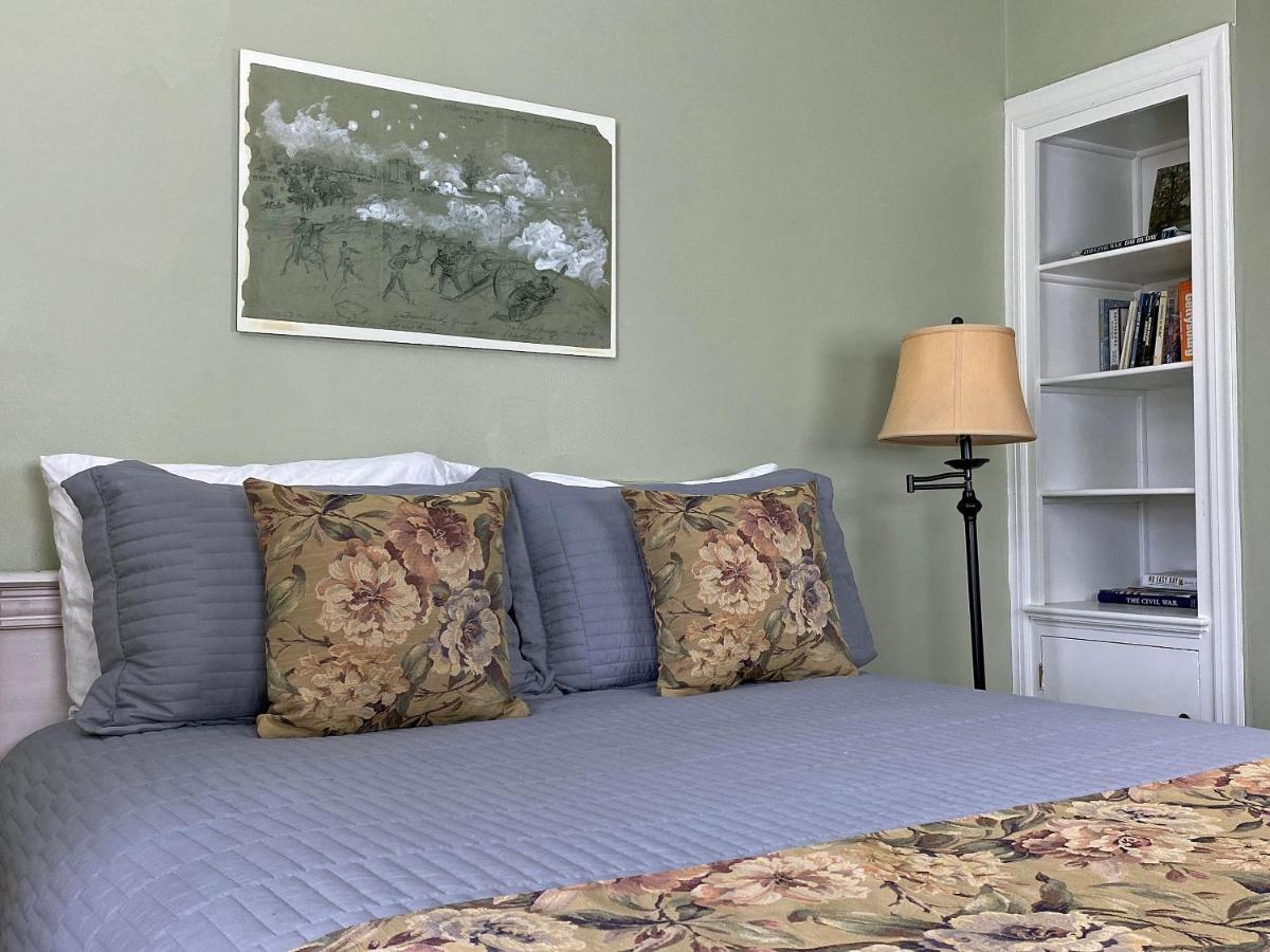 Zimmer mit Queensize-Bett