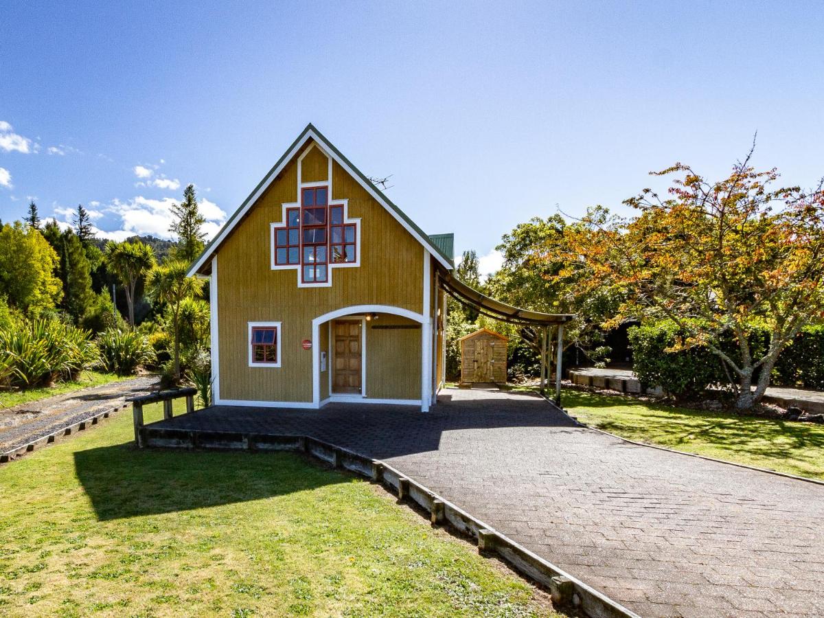 B&B Ohakune - The Gingerbread House - Ohakune - Bed and Breakfast Ohakune